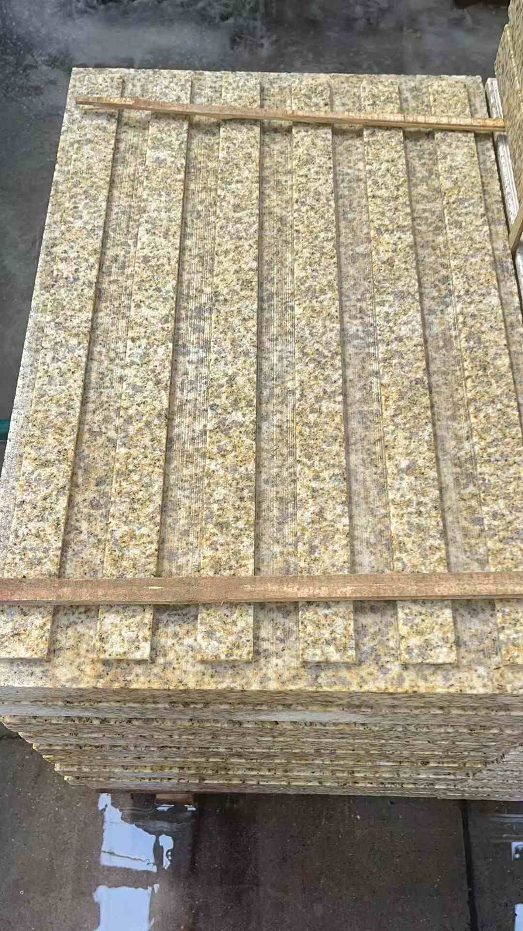 湖南黄金麻盲道 石材盲道