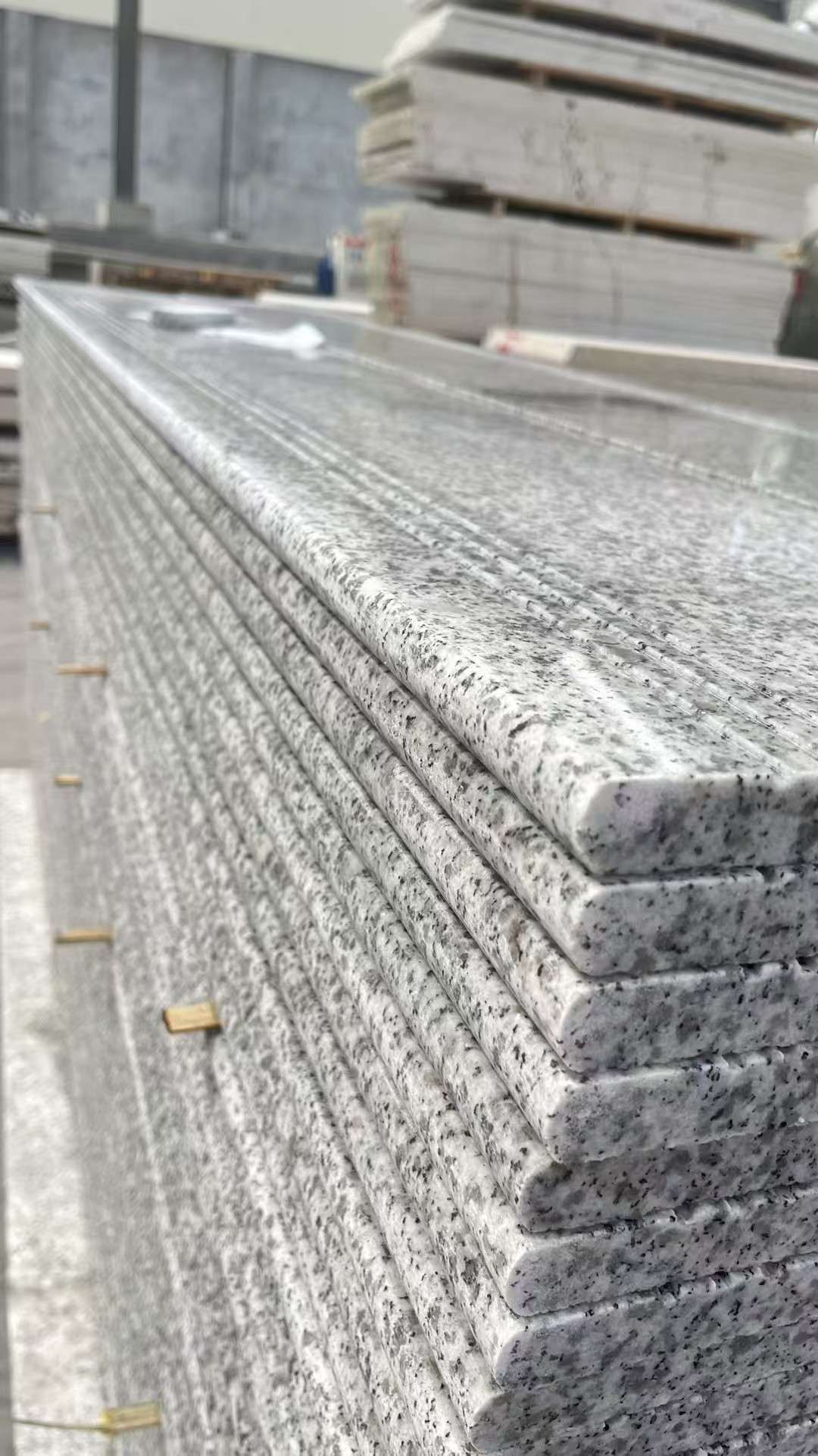 湖南芝麻白楼梯踏步 花岗岩楼梯板材