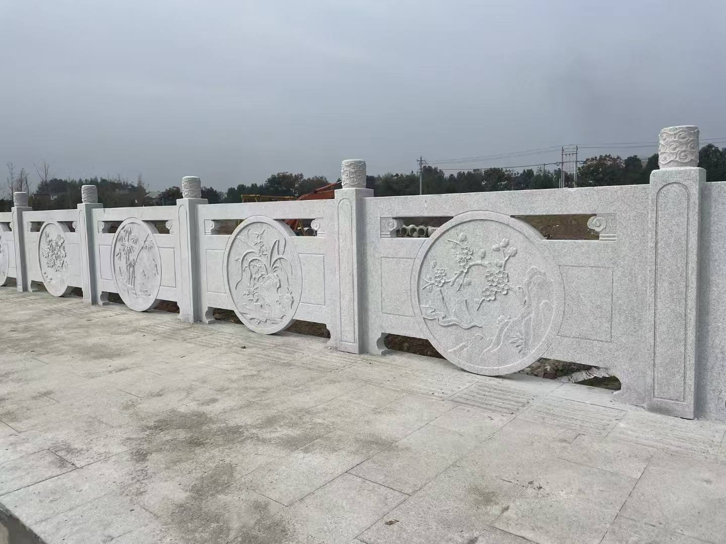湖南芝麻白河道栏杆 石材栏杆