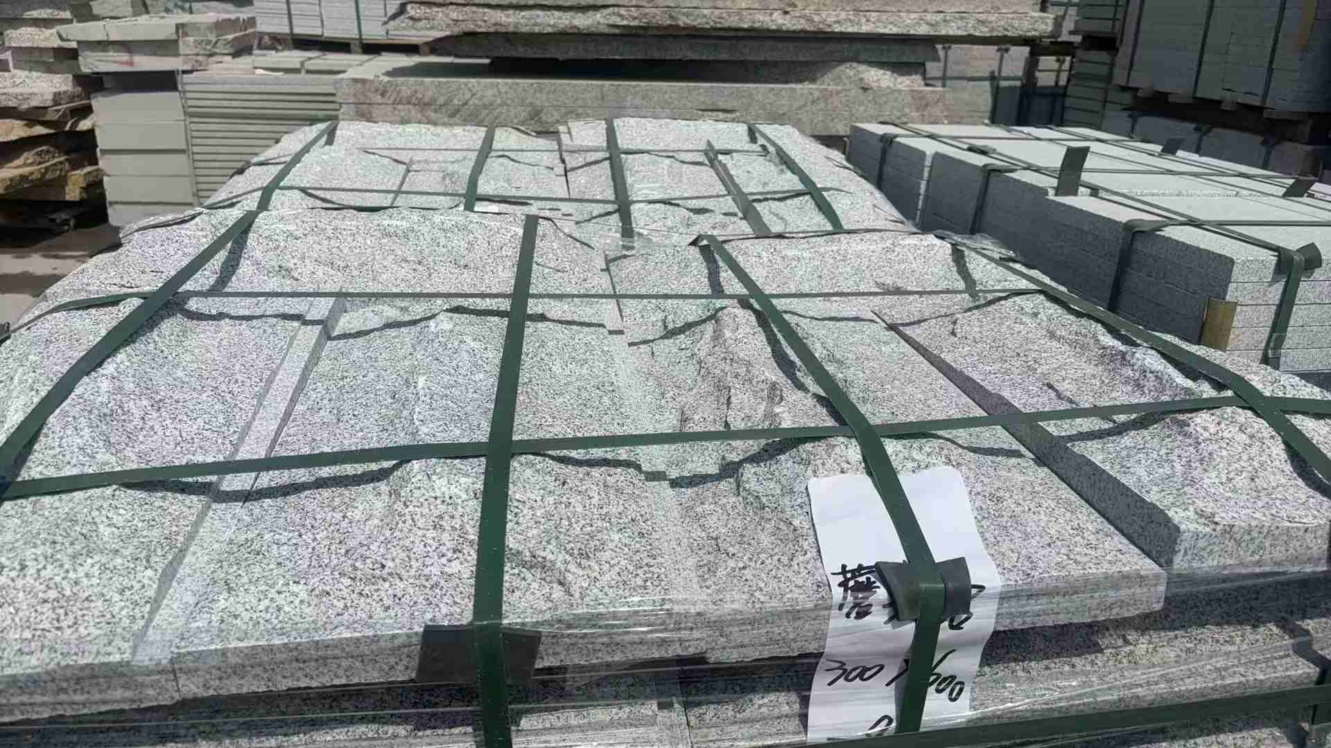 湖南蘑菇石 自然面